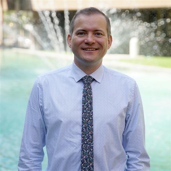 auracademy david omut