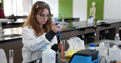 photo of activities at auracademy 40