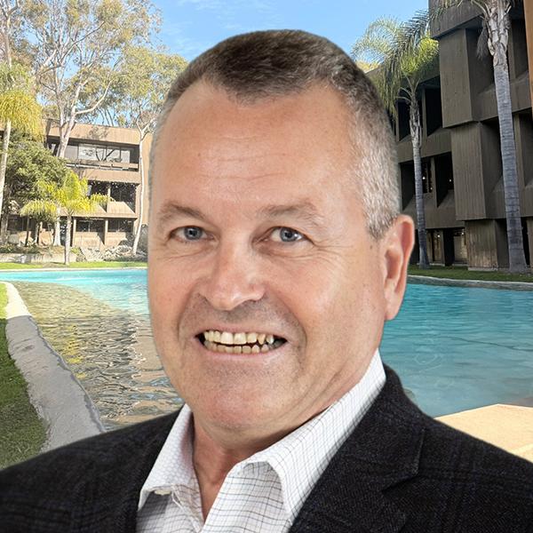 steve ryan auracademy 600x600 1